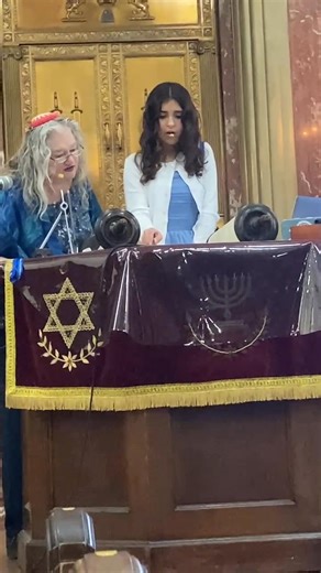 Talia chanting from Torah during her Bat Mitzvah. | Beth Shalom v'Emeth Reform Temple | Facebook