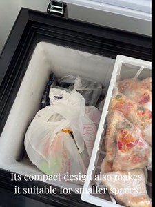 7.0 Cu Ft Chest Freezer - Energy Saving Quiet Top Open Door Mini Freezer Adjustable 6 Thermostat - Compact Small Deep Freezer w/Removable Basket and Defrost Water Drain for Home/Apartment/Garage