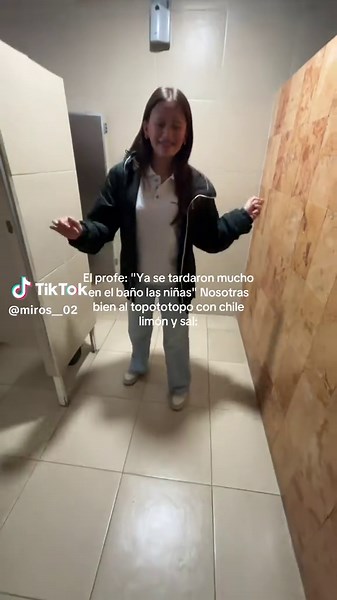 Topotopo: Delicioso Snack con Chile, Limón y Sal