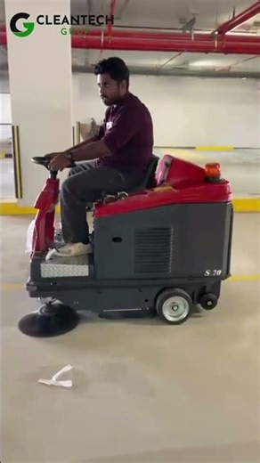 Ride On Industrial Sweeper Style E70 | Heavy-Duty Cleaning Machine | Made in Italy