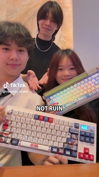 Custom Keyboard Workshop with Refreshments and Fun