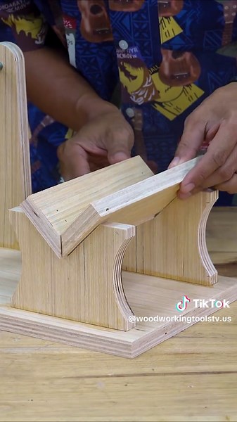 DIY Wooden Glass Bottle Cutter: Craft Your Own Designs