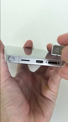 Samsung S25 Ultra: How to Insert SIM Card
