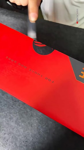 5.2K views · 74 reactions | Dive into the details of this stunning custom liquid-cooled PC! Featuring a transparent chassis and vibrant pink coolant, this build is designed for both extreme performance and striking aesthetics. Every component meticulously chosen to create a truly unique gaming or workstation experience. What do you think of the custom loop? #PCBuild #CustomPC #LiquidCooling #GamingSetup #TechEnthusiast #watercooledchiller | PC build | Facebook