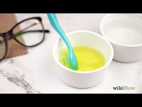 How to Clean Cloudy Glasses