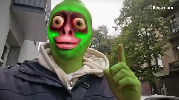 Alien Tickle Feet Challenge in Brooklyn 👣👽 | Testing Girls Feet Reactions with a Leaf!