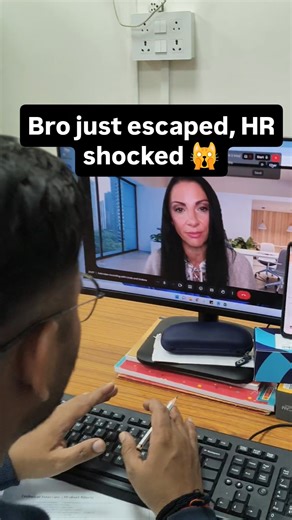 interview cheat mode ai on 😂#interview #jobs #career #parakeetai #4u #hack #shorts #viral #crack