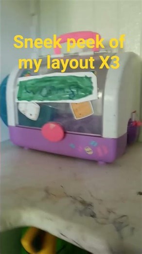 worm on a string geek now :3(or squirmle)