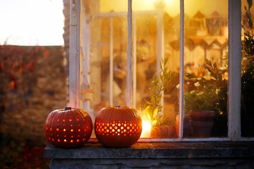 These Clever Pumpkin Carving Ideas Will INSTANTLY Boost Your Seasonal Curb Appeal