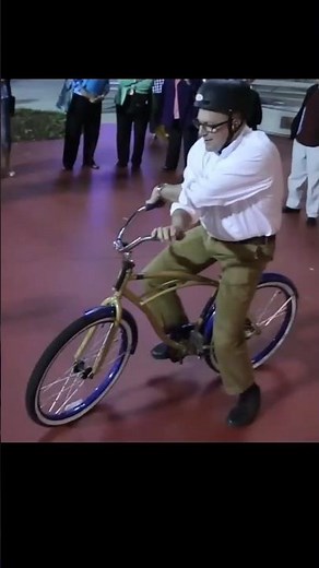 The Backward Brain Bicycle: A Lesson in Rewiring Your Mind#BackwardBrainBicycle#BrainChallenge#short