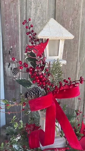How To Decorate Lamp Posts For Christmas