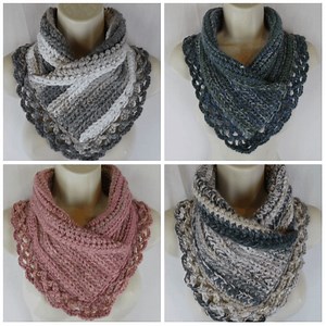 Crochet Lace Neck Warmer - Traversebaycrochet.com