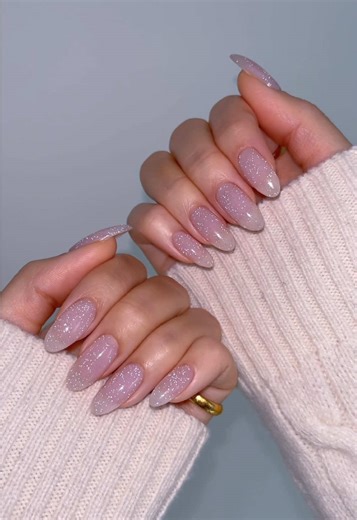 teeny tiny gold reflective glitter nails 🌟🤍❄️ cracking into my advent calendar a bit late but 11 more days until xmas!! ❤️ *gel polishes used linked on my amzn and story