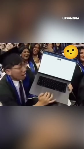 15K views · 64 reactions | A young man completed his entire final exam using ChatGPT—and revealed it right after graduating. | Positive | Facebook