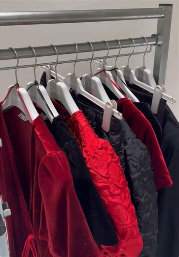 Get your holiday outfits ready ❤️ #cubus