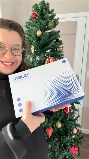 Serap Kaya on Instagram: "TABWEE T90 Tablet 📱 Android 16 with Gemini AI, 11” FHD display, and a powerful 8000mAh battery — perfect for everyday use and entertainment. ✨ 24GB RAM + 128GB storage (up to 2TB) ✨ Widevine L1 for streaming ✨ 2-in-1 set with keyboard, mouse & stylus 🔻 41% OFF — Final price: $117.79 🔗 Link in bio & description: https://dada.link/bl9fOh #Tabwee #TabweeT90 #christmasgift #tablet"