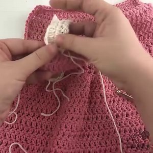 12K views · 271 reactions | You will love this beginner friendly crochet apron for your little girl. It works up quickly and is so easy. My daughter uses it for cooking with me and as a dress up piece. | Winding Road Crochet | Facebook