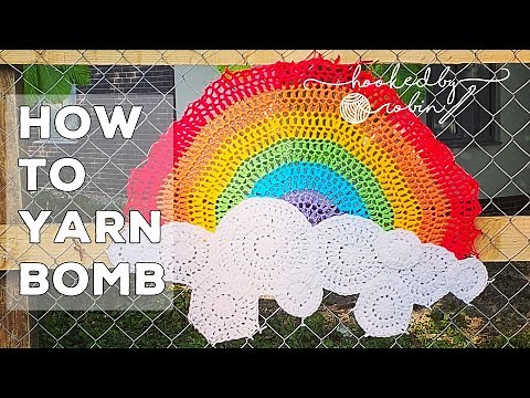 How to Yarn Bomb (a Complete Guide) Yarnbombing 101 🧶