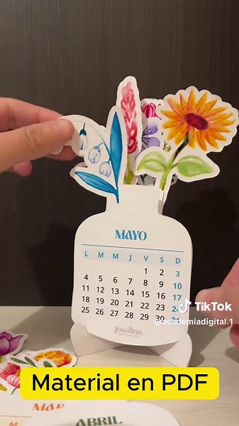 Calendario Florero 2026: Organiza tu Año con Estilo