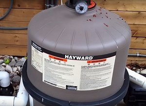 Pool Filter Cartridge Replacement