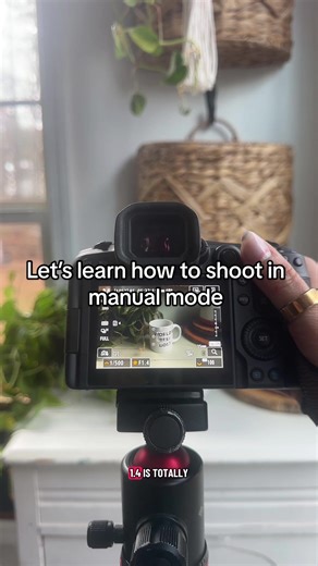 Learning manual mode doesn’t have to feel overwhelming. Once you understand how shutter speed, aperture, and ISO work together, you can control your light, freeze motion, create depth, and get the consistent images you’ve been trying to achieve since you bought that camera on Black Friday 😉 If you’re trying to learn how to shoot in manual mode and want simple explanations, I can help you reach your photography goals quicker 🙌🏼