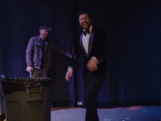 Brett Eldredge on Instagram: "Anyone need dance lessons?…this is how the GLOW energy gets me feelin gooooood😂"