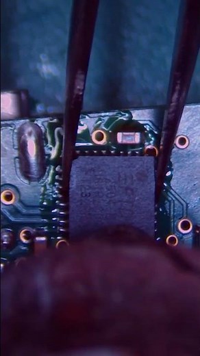 FTDI FT232R Replacement FAST! Micro Soldering USB Chip Fix ⚡#microsoldering #mobile #iphone