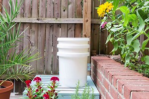How to Make a DIY Compost Bin: 15 Easy Designs