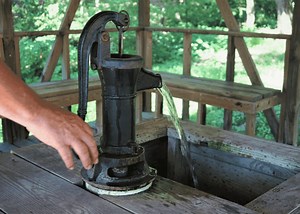 The Complete Guide To Off-Grid Water Systems - Today's Homeowner