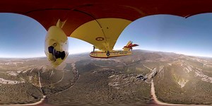 Step inside the cockpit of a water bomber flying over a forest fire in Spain and help to put it out. Get a taste of how we respond to forest fires.🔥🛩️ | EU Civil Protection & Humanitarian Aid