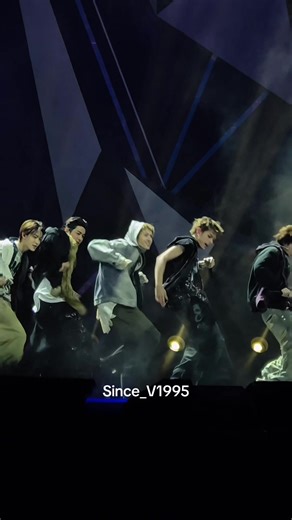 คอร์ติสและการแสดงสุดวิชวลในไทย