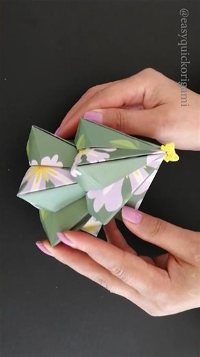 Easy 3D Paper Christmas Tree 🎄 | Simple Origami Holiday Craft