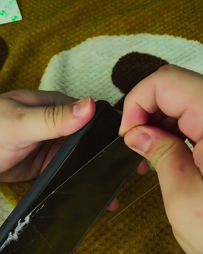 💥 CRACKED Screen Protector?! 😱 EASY & SAFE Removal Guide! (No Phone Damage!) ✨