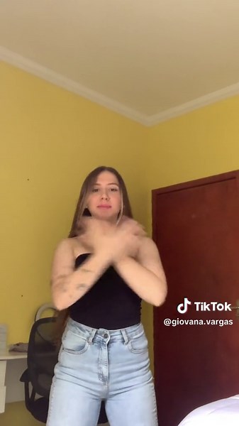 Duds - Giovana Vargas: Dance Tutorial ft. MC Dricka | Fun Choreography