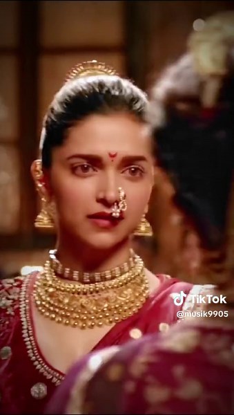 Pinga Full Video Song | Bajirao Mastani | Deepika Padukone and Priyanka Chopra | Shreya Ghosha #bollywood #movie #bajiraomastani #pingabajiraomastani #musik #india #deepikapadukone #priyankachopra #foryou #foryourpage #music