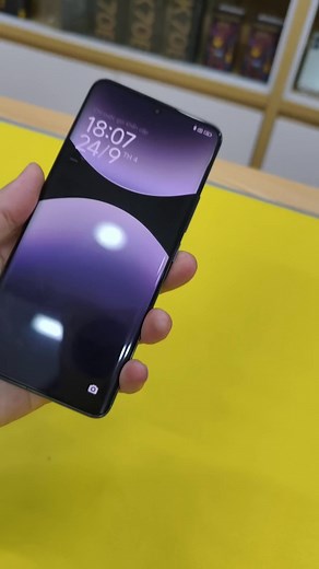 172K views · 1.1K reactions | Note 14Pro Plus cũng cứng lắm Dùng búa chắc cũng bay màu Thu rẻ Zá 5.x -------------------------- ☎0866 333 688 WinMi Phú Thọ - 2335 Đại Lộ Hùng Vương - Nông Trang - Phú Thọ | Lê Thắng | Facebook