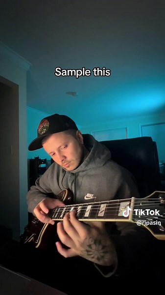 Innovative Metalcore Guitar Loops for Hyperpop Music Production