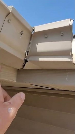 Best Ways To Fix Leaking Gutters!!