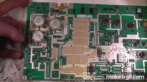 Anritsu spectrum analyser teardown on Make a GIF