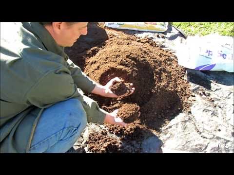 How to Make Inexpensive Garden Container Mix: Organic Fertilizer, Lime, Peat Moss, Compost & Dirt
