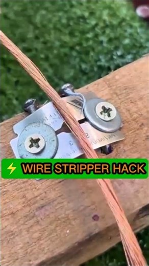 Creative DIY Wire Stripper Using Only a Razor Blade and Wood — Genius Tool Hack! 🔧⚡