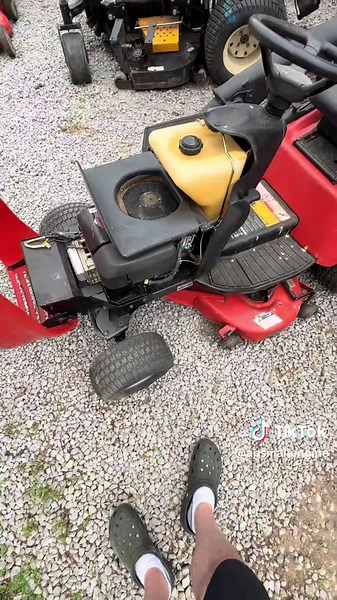 Simplicity smells like cat piss!! Let’s fix it!! #smallengine #smallen...