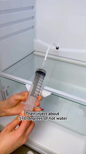 How to Clean and Unblock Your Fridge Drain Hole Effectively