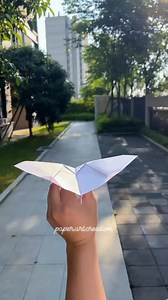 63K views · 540 reactions | Teach you how to fold a bionic flapping-wing paper airplane that flies like a bird. It's super fun. Come and try it. #手工手纸 #父子手手 #手工DIY #paperartcreation #diy #crafting #kidsfun #kidscrafts #handmadediy #handicraft | Paper Art Creation | Facebook