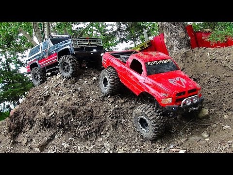 RC ADVENTURES - BACKYARD SCALE TRACK 4x4 ACTiON! DODGE & CHEVY