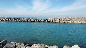 New 3D-printed solar steam generators can desalinate, purify seawater