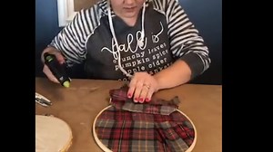 Creating an easy embroidery hoop scarecrow for fall decor. #craftcommunity #scarecrow #fallcrafts | Burlap Kitchen