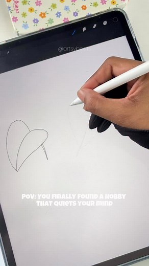 8.4K views · 340 reactions | All it takes is 10 minutes daily with our simple step-by-step drawing guides, and you’ll have a creative ritual you love. ✍️ Find them in my shop (link in bio) ℹ️ : step by step drawing tutorial to draw curved leaves in 5 minutes using Apple Pencil on iPad App used @procreate | Artsybeats | Facebook