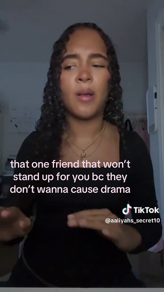 lowk fake in my opinion #friend #drama #fakefriend #relatable #fyp | friend
