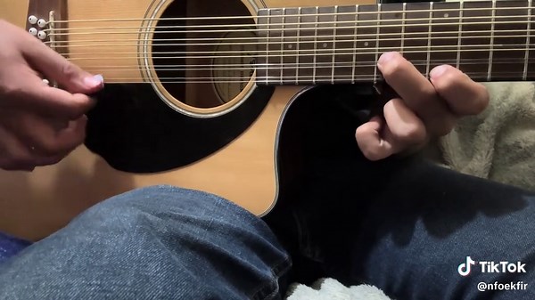 Lolo Felix: Electric Guitar Corridos Performance